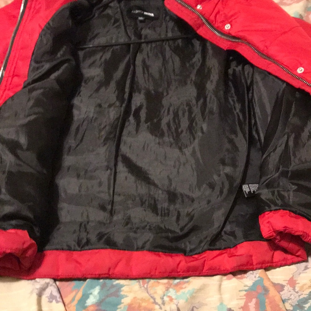Red coat - Picture 5 of 5
